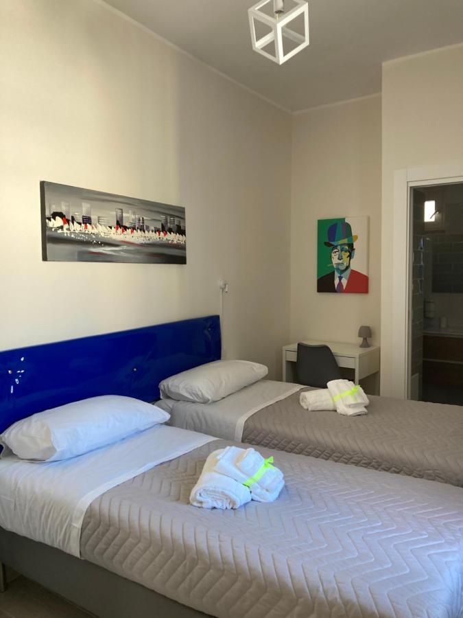 Casa Donna Francy City Center Napels Buitenkant foto