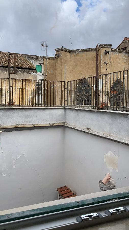 Casa Donna Francy City Center Napels Buitenkant foto