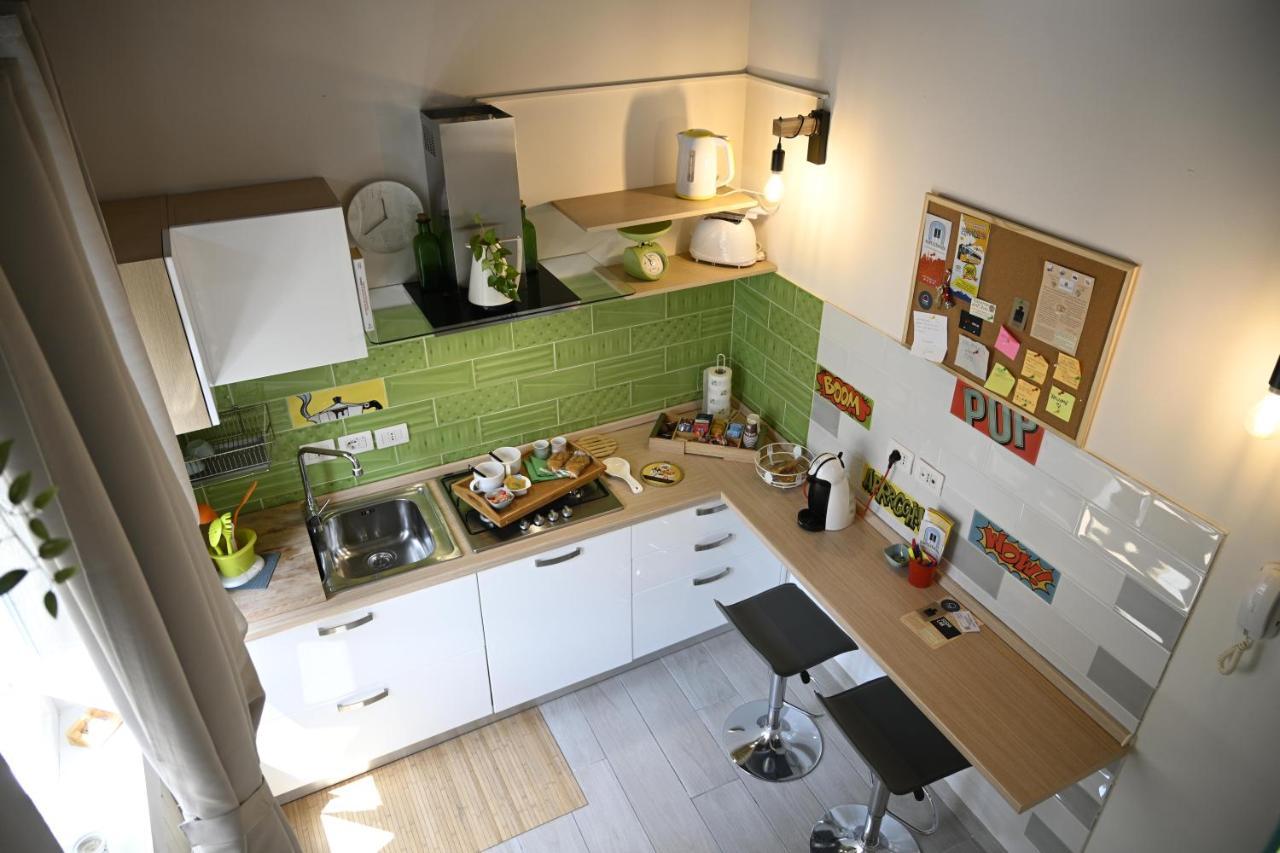 Casa Donna Francy City Center Napels Buitenkant foto