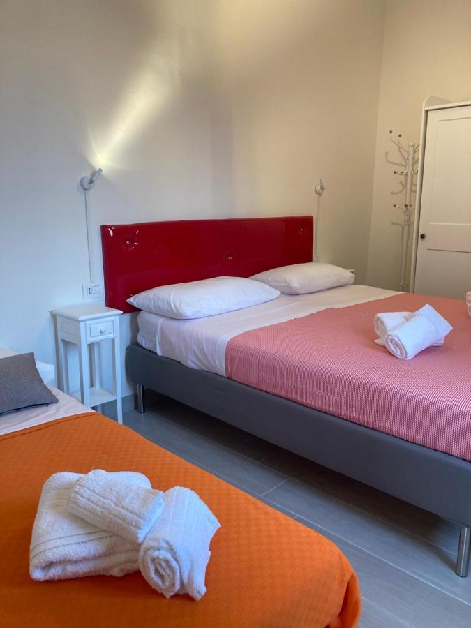 Casa Donna Francy City Center Napels Buitenkant foto